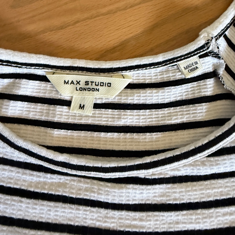 Max Studio Black & White Flutter Sleeve Striped Top - Picture 3 of 9
